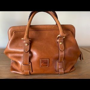 Dooney & Bourke purse
